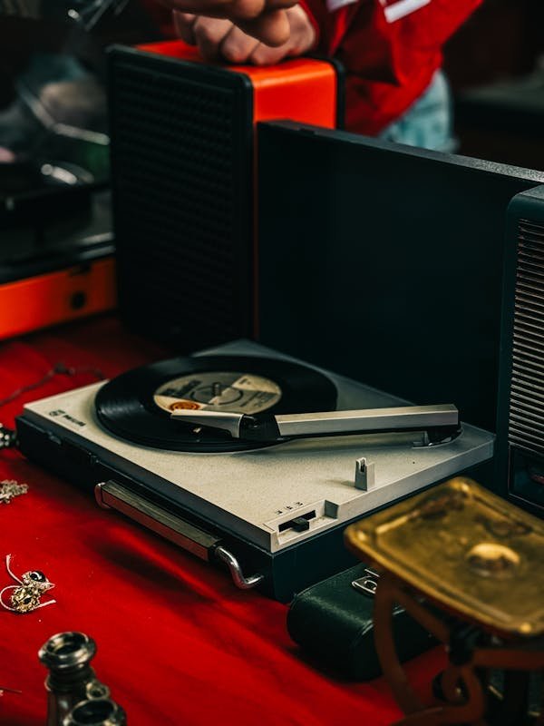 La sélection incontournable de vinyles hardtek pour djs